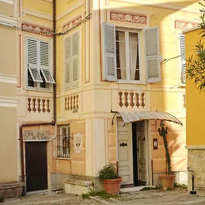 Giardinidivale A 2 Chilometri Da Finale Ligure Maison d'hôtes